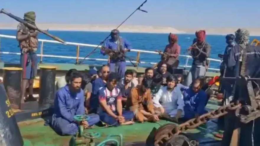 Three Pakistanis among five crew members killed in Somalia ship recovery operation
